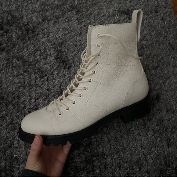 BRAND NEW JIMMY CHOO CRUZE BOOTS - Picture 9 of 14